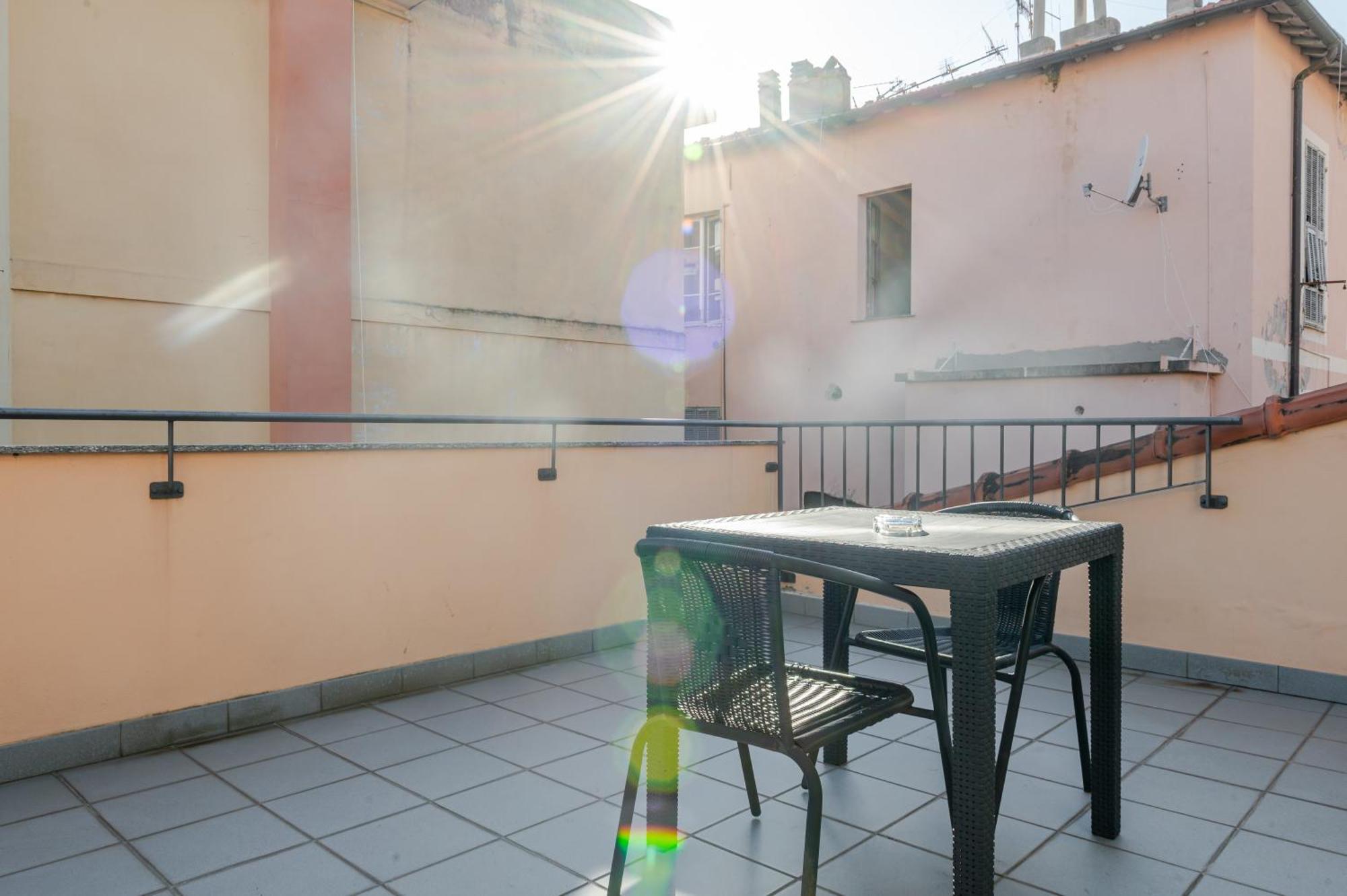 Hotel Posta - 3 Stars - Comfortable Stay In Ventimiglia Exteriér fotografie